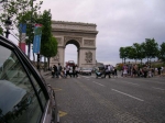 Ci, którzy przeżyli przejazd przez Rondeau de Champs Elysee mogą tu odpocząć. :)
Dopóki się żandarm nie znajdzie, bo tu nie wolno sie zatrzymywać. :(