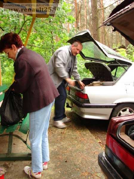 czas sie juz spakowac!  Obym tylko nic nie zapomnial...hihihihi